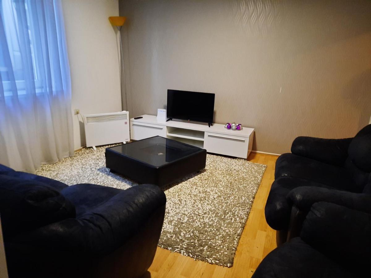 Downtown Apartment Smederevo Bagian luar foto